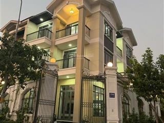 Nhà 1 đời chủlê văn sỹ, q.3. dt 10.75m x 24.5m ( nở hậu rất đẹp ). kc 3 tầng. giá chỉ 36 tỷ