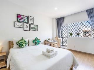 Bán toà nhà chdv nguyễn trãi, q. 1. dt 6m x 18m. kc hầm, 6 tầng. tn 170tr/th. giá 31 tỷ