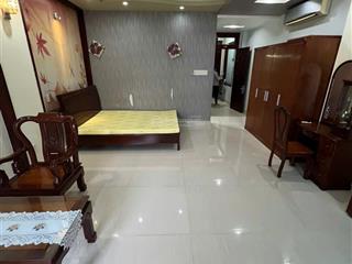 Cho thuê phòng bancol tách bếp gần kdc đại phúc gần phạm hùng quận8. s 40m2. full nội thất 5,5tr/th