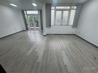 Cho thuê nhà đường tạ quang bửu p4 quận 8. diện tích 5x20m. nội thất cơ bản có máy lạnh.25tr/tháng
