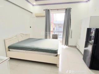 Bán nhà vị trí góc 2 mặt tiền kdc trung sơn. 10x20m. hầm, 5 lầu, có thang máy. sổ hồng riêng. 40 tỷ