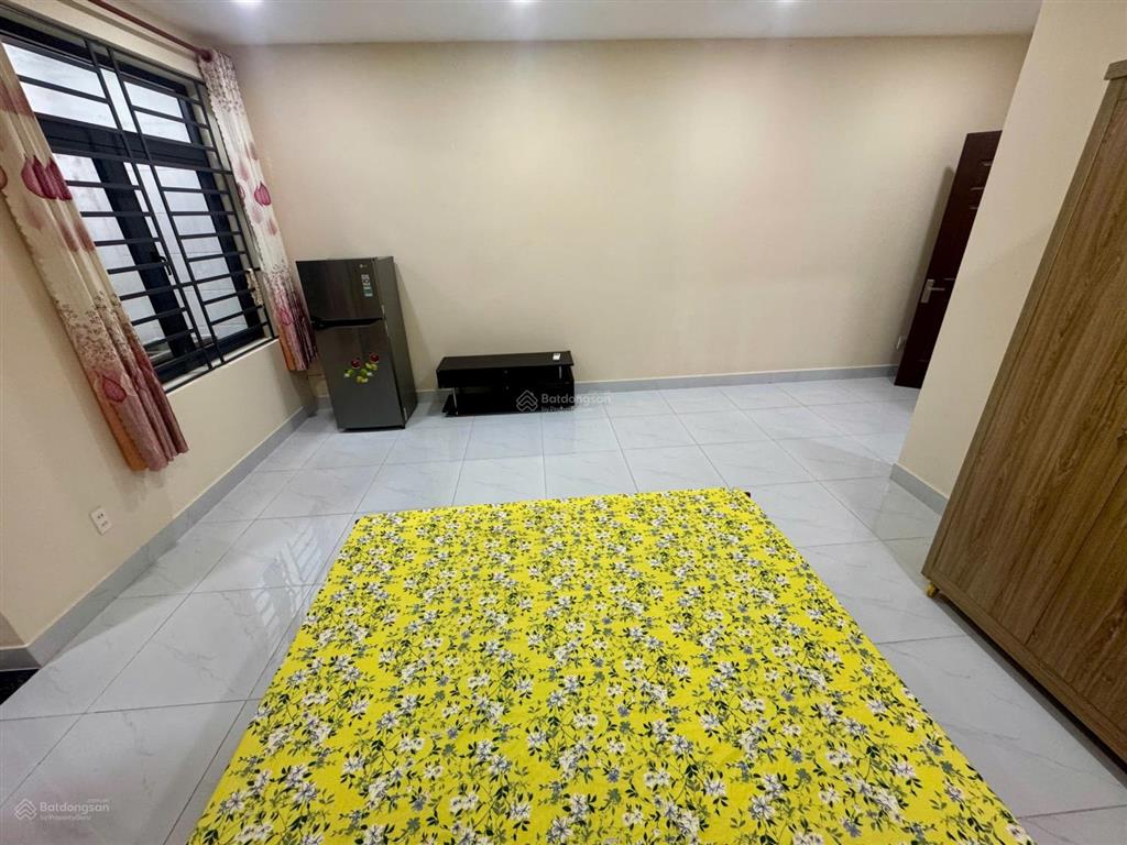 Cho thuê phòng tách bếp full nội thất kdc đại phúc đường phạm hùng gần đh kinh tế. giá 5,5tr/th