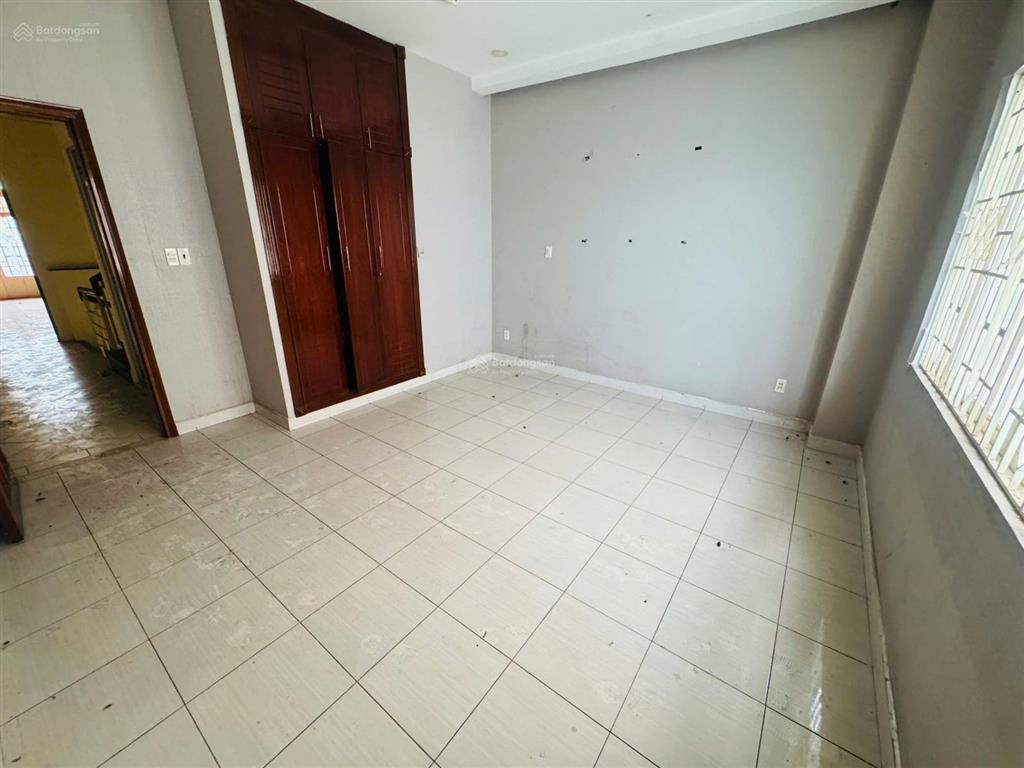 Bán gấp nhà mới khu trung sơn 6x20m, 2lầu+st, view công viên, sông. giá 17.5 tỷ (tl) sổ hồng riêng