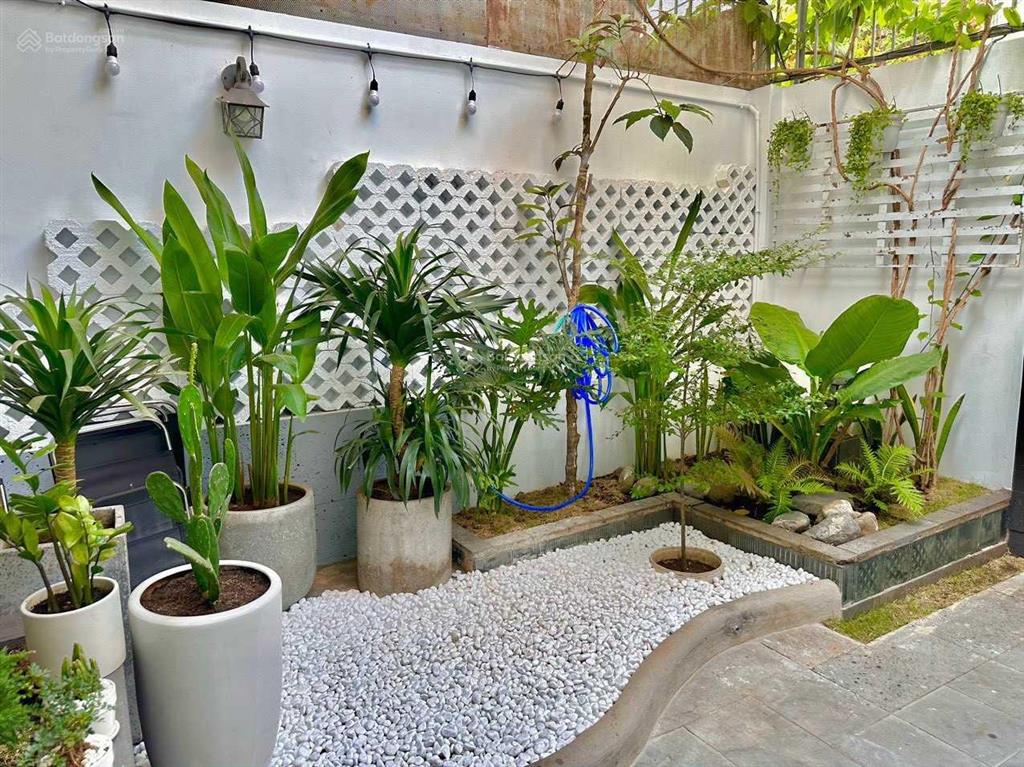 Biệt thự góc 2 mặt tiền nguyễn tri, phương q10, diện tích 12x20m, 3 tầng, hđt 80tr giá 35 tỷ