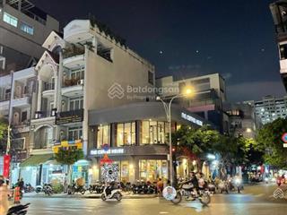 Ngộp bank bán gấp góc 2mt nguyễn xí p.26 bình thạnh dt ( 12x21m )  hđt 150 triệu  giá 42,5 tỷ