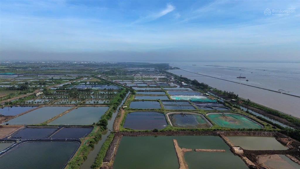 16 mẫu đất 03 mặt tiền kênh giáp biển