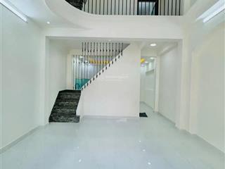Hẻm đẹp đường hồ biểu chánh, phú nhuận  dt 6,2x13m  kc2 tầng  giá chỉ 9,6 tỷ