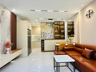 Nhà nở hậu  góc 2mt  đường lê văn sỹ ra trường sa chỉ vài bước, q3  63 m2  3 tầng  giá 13,8t