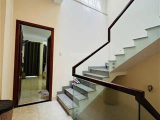 Ngay trung tâm tp  nhà đẹp có giếng trời  phó đức chính, p1 | 4x16m  4 tầng | giá 15 tỷ tl