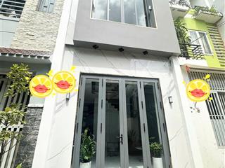 Bán nhà chính chủ gần sân bay tân sơn nhất hẻm ô tô  3tầng nở hậu nguyễn văn công, gò vấp