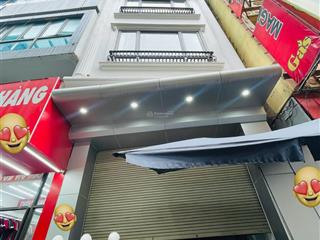 Mặt phố hồ tùng mậu ,kinh doanh sầm uất ,vỉa hè rộng ,dt 70m ,6 tầng thang máy .dòng tiền 1 tỷ/ năm