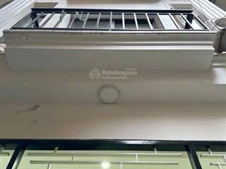 Nhà 5 tầng  8 phòng ngủ  dòng tiền ổn định phố lê quang đạo, gần svđ mỹ đình, dt 40m2