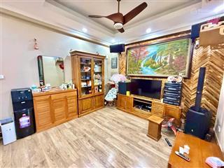 B10 phạm ngọc thạch  62m2  6,6 tỷ