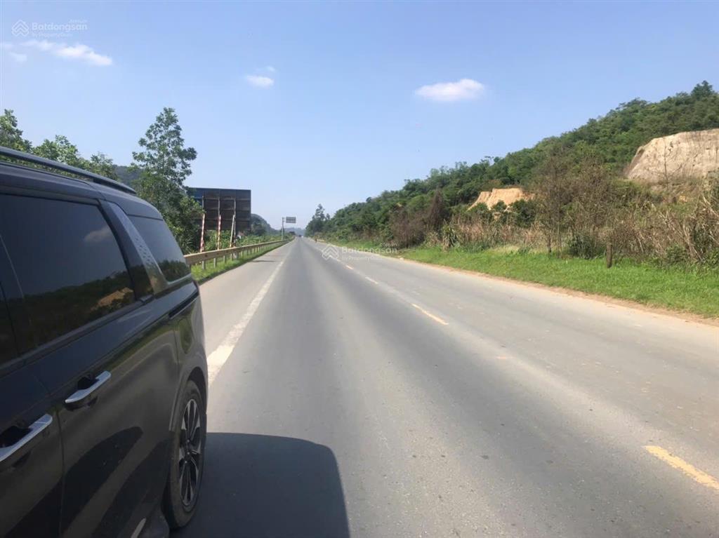 Hàng hiếm  đất nhà cần bán dt 2.6ha đất mặt đường cao tốc hòa lạc  hòa bình