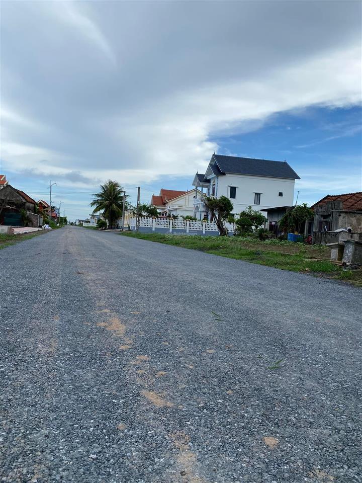 Chính chủ cần bán nhanh vài lô mặt đường trục chính giao phong giá từ 950 triệu