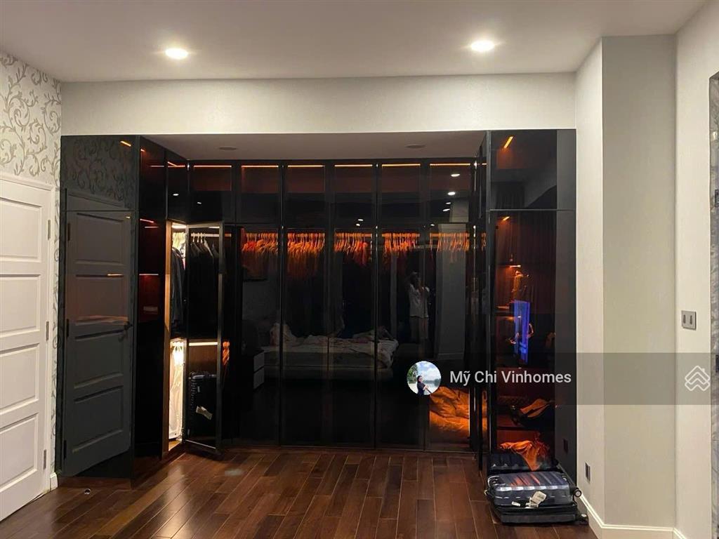 Siêu phẩm penthouse landmark 1 4pn, 280m2, có hồ cá koi, đẳng cấp riêng biệt!