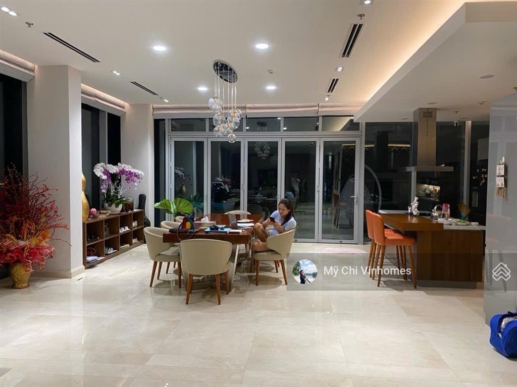 Siêu phẩm penthouse landmark 1 4pn, 280m2, có hồ cá koi, đẳng cấp riêng biệt!