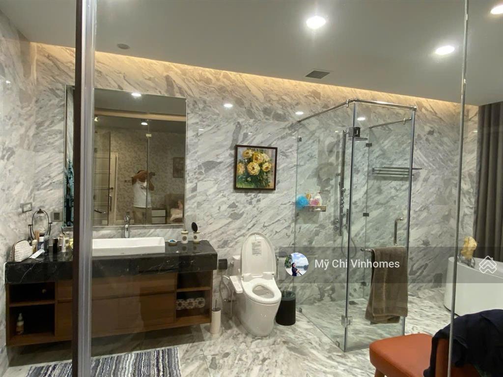 Siêu phẩm penthouse landmark 1 4pn, 280m2, có hồ cá koi, đẳng cấp riêng biệt!