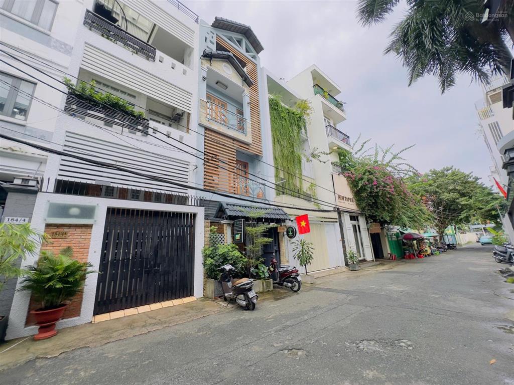 Bán gấp nhà hxh lê văn sỹ  6 tầng mới  thang máy, giá 19 tỷ