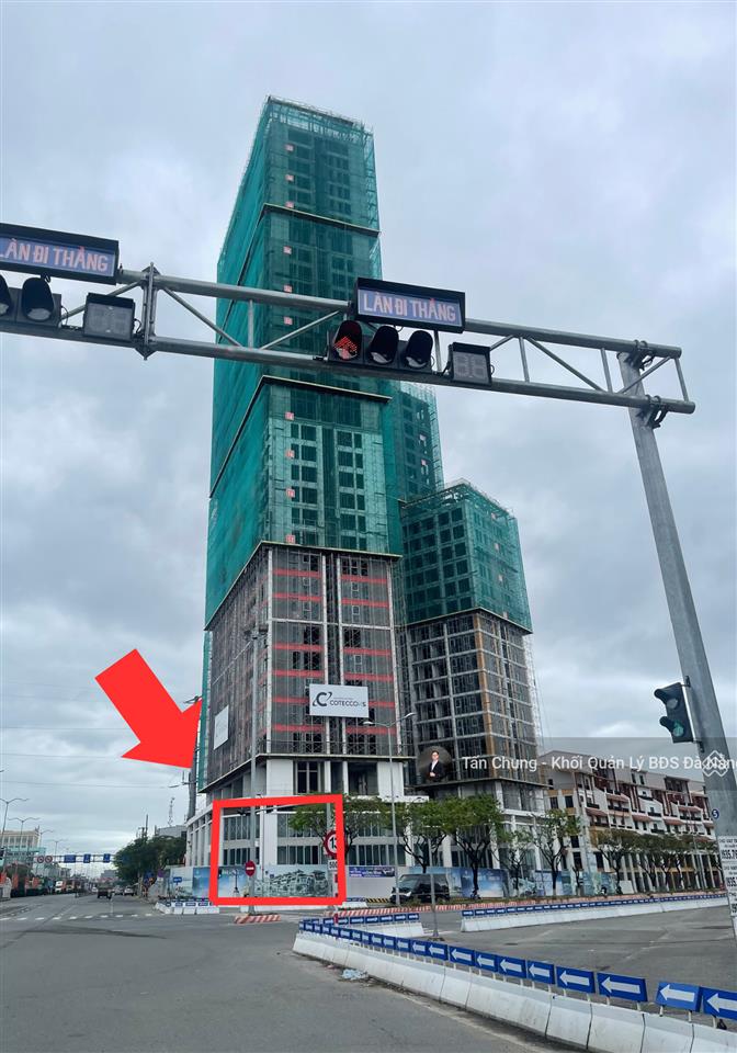 Căn góc shophouse khối đế cosmo  2 tầng  mặt tiền hơn 10m  diện tích 177.59m2  giá 2x tỷ