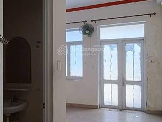 Hot, kẹt tiền bán gấp nhà đường bình đông [p13, q8] dt80m2 (4.5 x18m) 5t,9pn.9wc chỉ 8.3 tỷ
