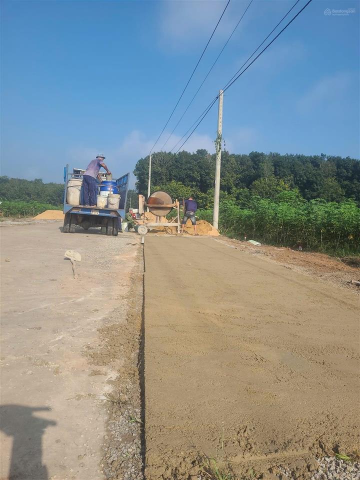 Chủ trả nợ ra gấp trục chính chạy thẳng về sân bay long thành. ngang rộng tổng 1518m2 giá chỉ 425tr