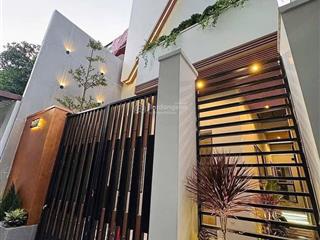 Nhà phố văn cao sân vườn cực đẹp  ngang 5,6m hiếm có! đỗ xe oto gần nhà 24/24
