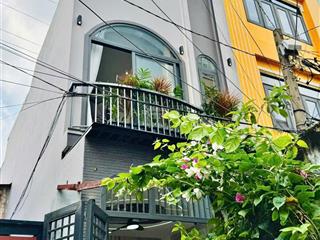 Chỉ 4,8 tỷ  nhà 3 pn  ngay cv làng hoa  nguyễn văn khối quận gò vấp