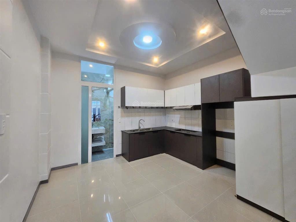 Bán nhà hẻm xe hơi thông,60m2 xây 3 tầng chỉ hơn 6 tỷ ,phạm văn chiêu quận gò vấp