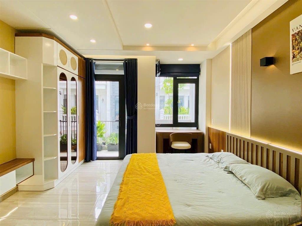Bán nhà, khu đồng bộ, 68 m2 xây 5 tầng chỉ hơn 8 tỷ, lê đức thọ quận gò vấp