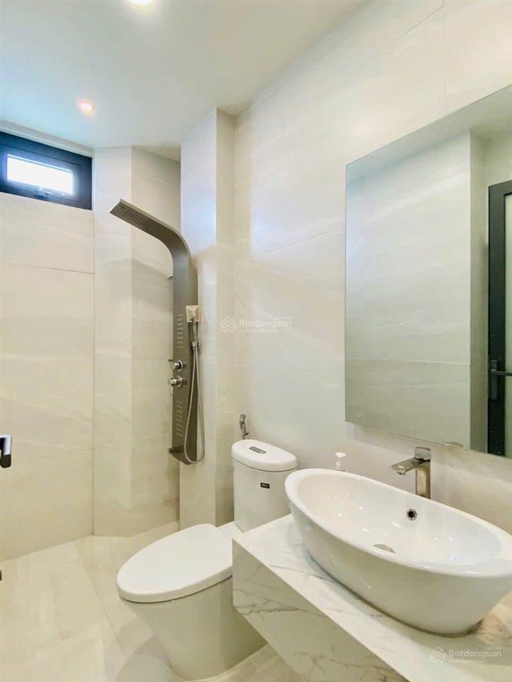 Bán nhà, khu đồng bộ, 68 m2 xây 5 tầng chỉ hơn 8 tỷ, lê đức thọ quận gò vấp