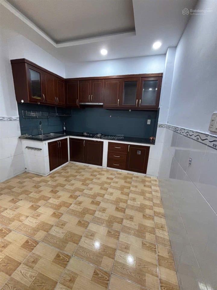 Bán nhà hẻm xe hơi,60 m2 xây 4 tầng có 4 pn,chỉ hơn 7 tỷ,lê văn thọ quận gò vấp