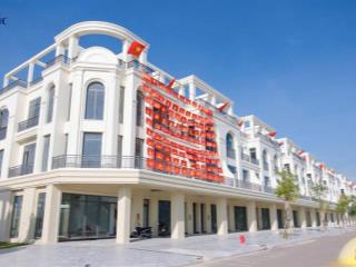 Rẻ, đẹp, phong thủy tốt. chính chủ cần bán nền 80m2 đối diện trường học, cạnh chợ.  0934 136 ***