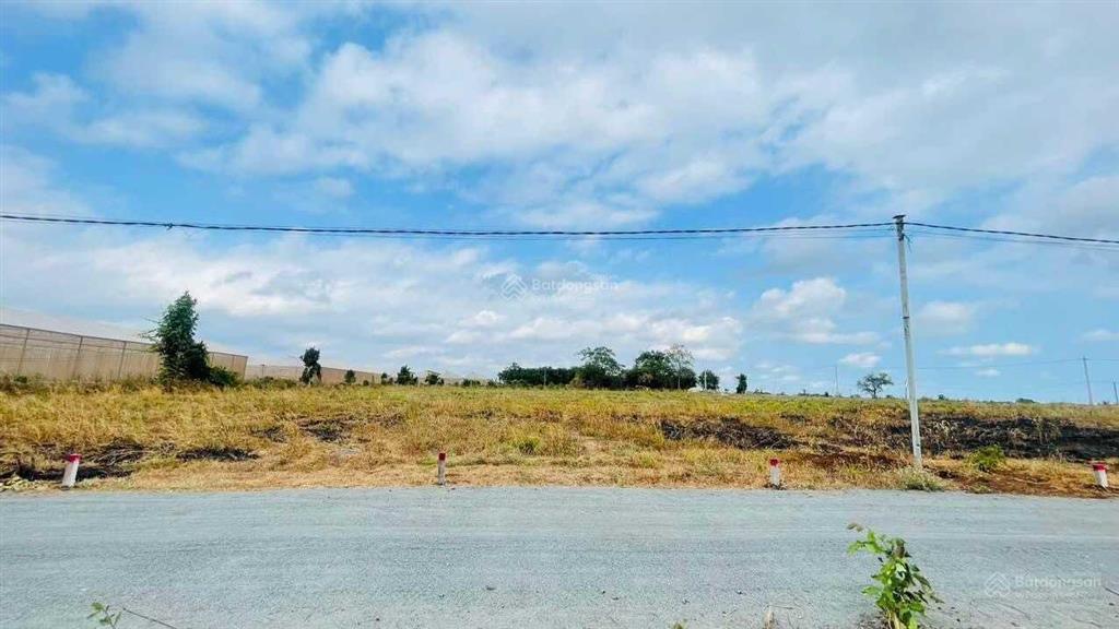 Bán 164m2 đất đã lên thổ cư một nửa, quy hoạch full hồng phước long thọ