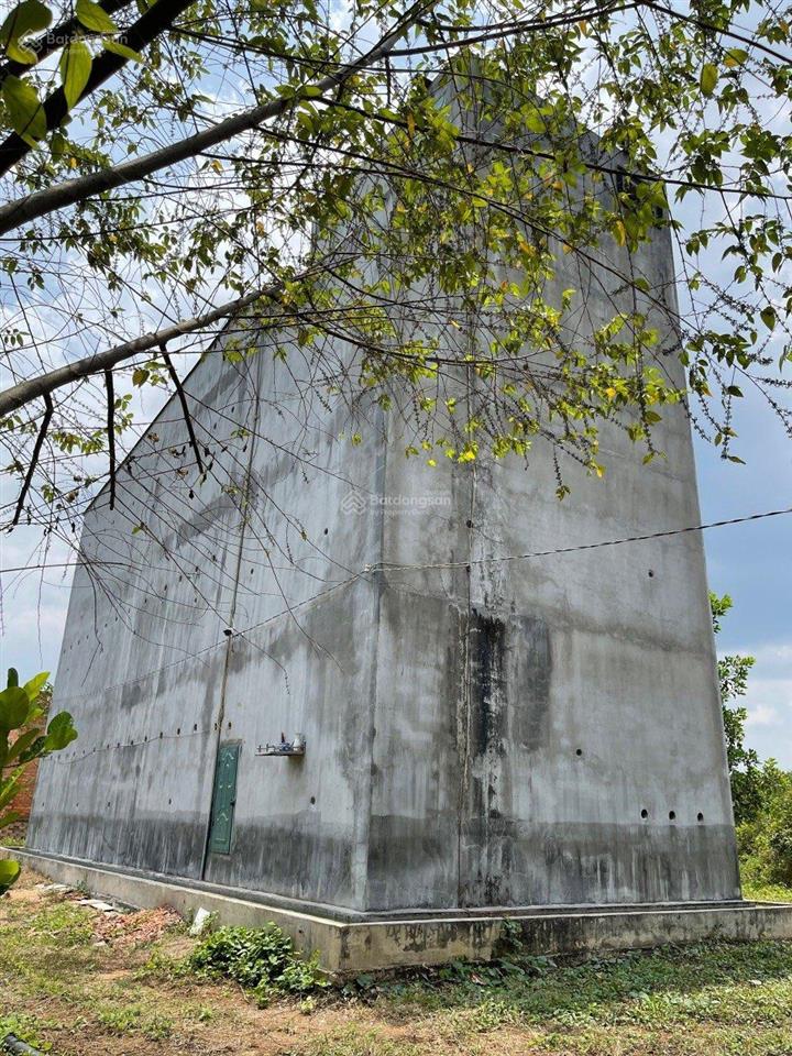 Bán trang trại, khu nghỉ dưỡng, dt 10.855,6m2, giá 9 tỷ, thích hợp làm nhà yến