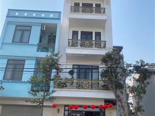 Bán nhà đất  mặt đường công viên gần đường bao biển cây xăng hà khánh  hạ long  quảng ninh