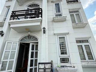 Nhà đẹp 5tầng 160m2(9x17) thang máy đường ôtô 7c vào nhà trường thọ thủ đức 7pn thu 35tr/th 10 tỷ
