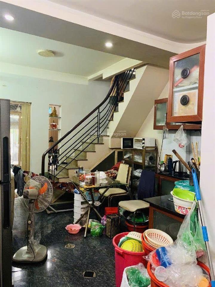 Nhà 2 tầng 70m2(4,5x17) đường ôtô phước long a, gần chợ phước bình cũ thủ đức 3pn 2wc 5,5 tỷ