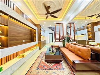 Giá cắt lỗ! thái thịnh, lô góc, 3 thoáng, gần phố, 40m ô tô tránh, dân xây thoáng, 44m2, nhỉnh 7 tỷ