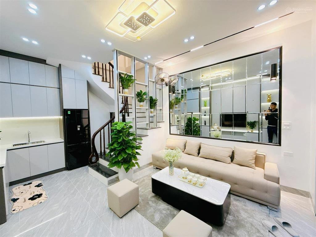 Phố vip trần quang diệu, ô tô đỗ cửa, ngõ thoáng, đẹp ở ngay, 42m2* 5t