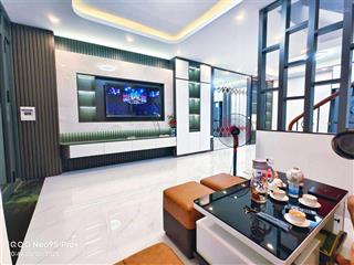 Bán nhà ngõ thái hà gần ô tô, 5 tầng ở & kinh doanh, nhỉnh 8 tỷ