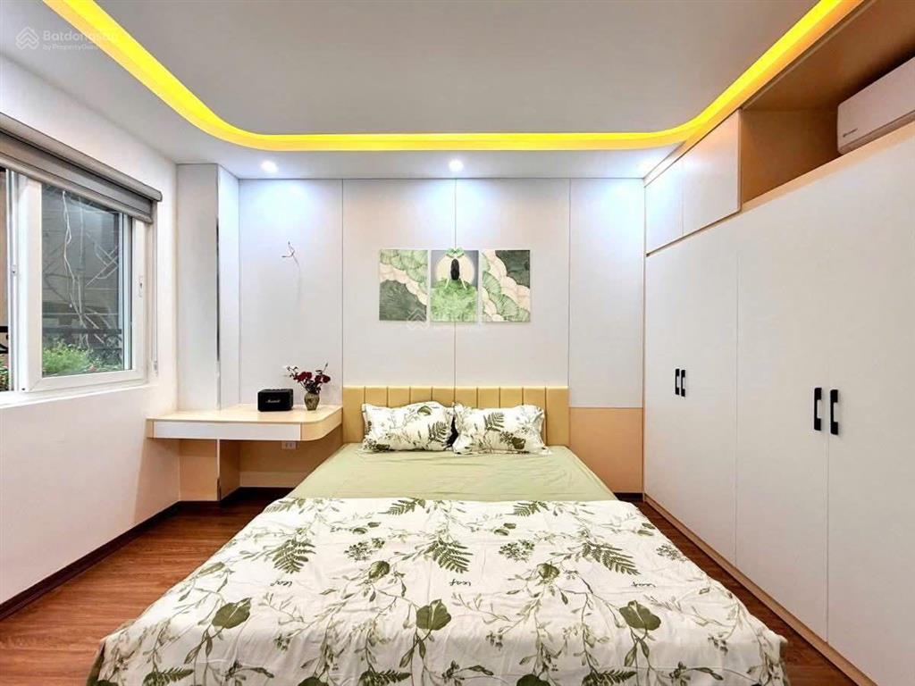 2 thoáng rộng trước sau! thái thịnh tây sơn, 5 tầng nhà đẹp ở ngay, sân để xe, ngõ nông gần ô tô