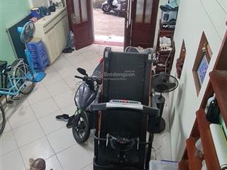 Bán gấp nhà rẻ! hào nam, nhà 5 tầng mặt ngõ to, 10m ra ô tô, dân xây, mt rộng, full nt, 42m2