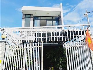 Bán nhà riêng còn mới ở ngay, 5.3m x 20m, đoàn nguyễn tuấn, hưng long, bình chánh