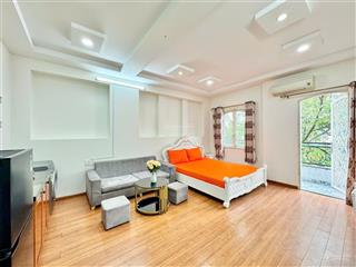 Căn hộ bancon cao cấp 45m2 full nội thất ngay bờ kè hoàng sa