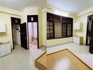 Cho thuê phòng trọ tại phố phùng hưng, hà đông full nội thất, thoáng sáng, ngay sát bv quân y 103.