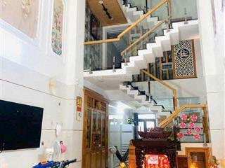 Cạnh đầm sen dtsd 360m2 full nội thất cao cấp. nhỉnh 7 tỷ