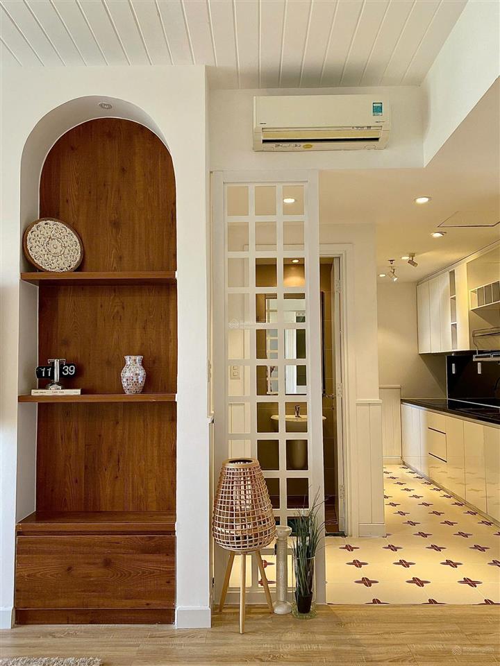 Cho thuê căn hộ 2pn masteri thảo điền giá 18tr  view sông  nội thất sang trọng. sang 0909 634 ***