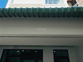 Q7 4.5x13m cách mặt tiền 30m 3pn gần đh tài chính marketing gần chợ qua q14 chỉ 5 phút 5.x tỷ
