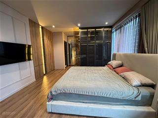 Chuyển nhượng căn hộ cao cấp 2pn (3 phòng đập thành 2) sunwah pearl tầng cao view đẹp, giá tốt